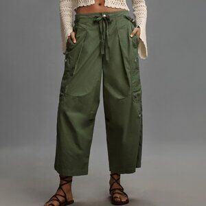 Anthro Pilcro Slouchy Fit Surplus Pants Cargo Wide Leg Cropped Pants Size 28 NWT